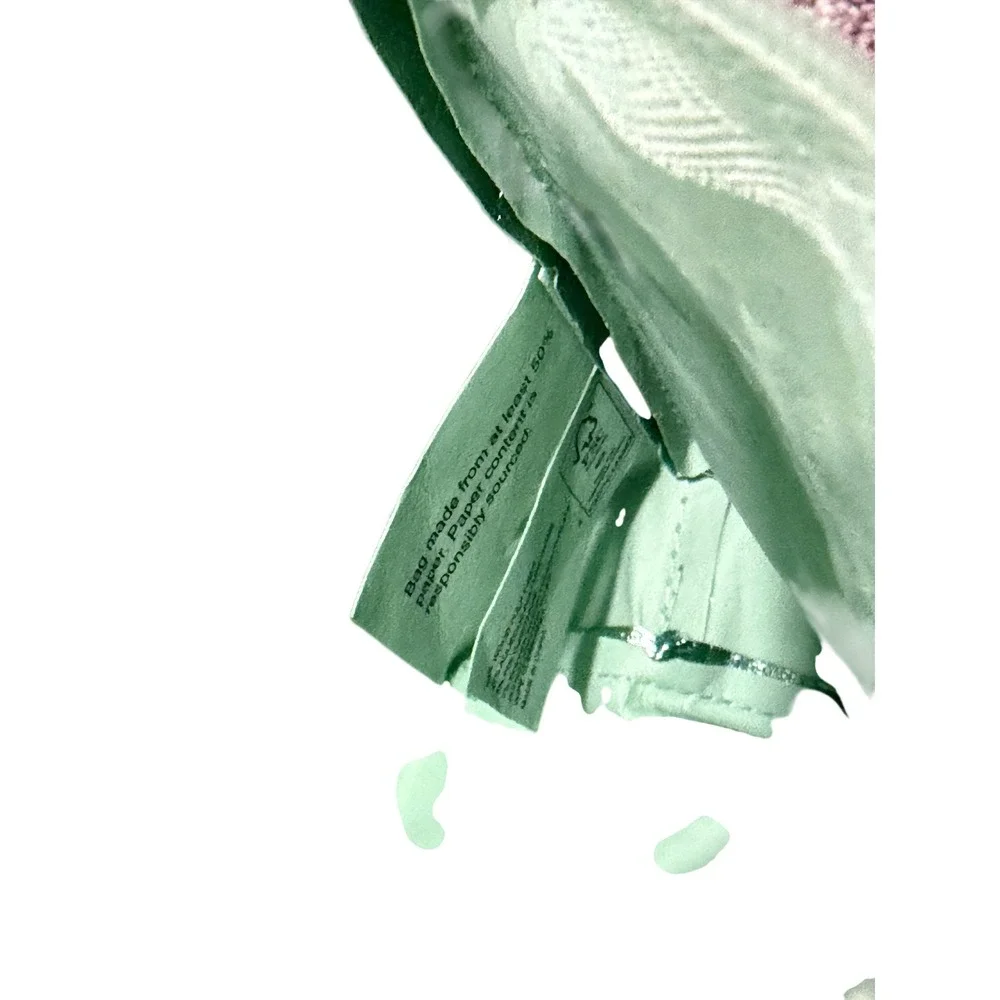 Clinique Green Metallic Textured Cosmetic Bag Pouch Clutch Zipper Easter Basket‎